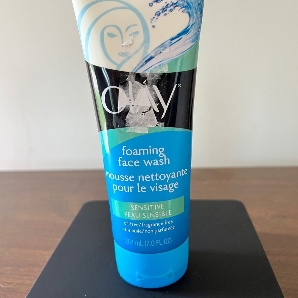 Olay Foaming Face Wash Sensitive Skin Fragrance Free Oil Free 7.0 floz‎ original
